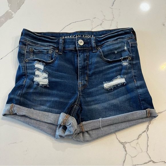 American Eagle Outfitters Pants - American Eagle size 8 Midi Shortie Medium wash distressed cuffed shorts